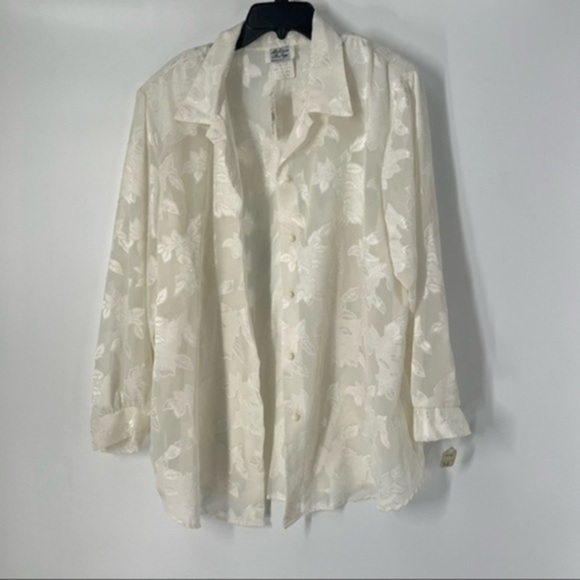 5/$25 Vintage Melissa Robyn Ivory Lace floral Button Up Blouse - Picture 1 of 6